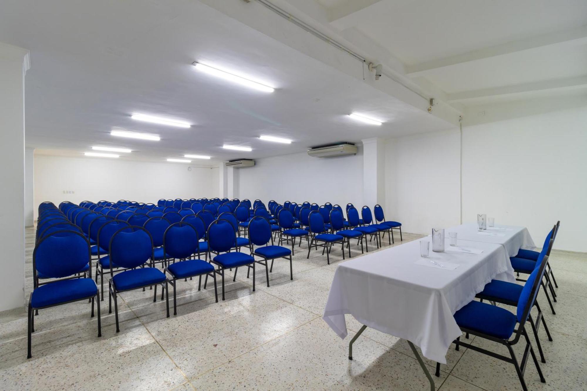 Hotel Axis Inn By Geh Suites Santa Marta  Zewnętrze zdjęcie