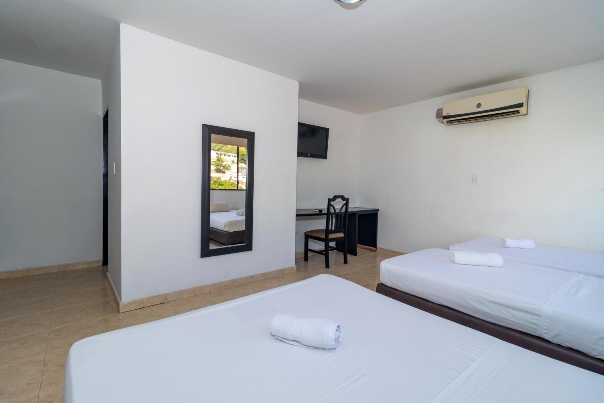 Hotel Axis Inn By Geh Suites Santa Marta  Zewnętrze zdjęcie